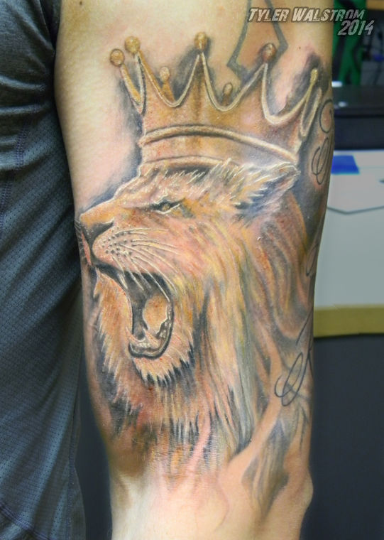 Crowned Lion, Black & Grey by Tyler Walstrom